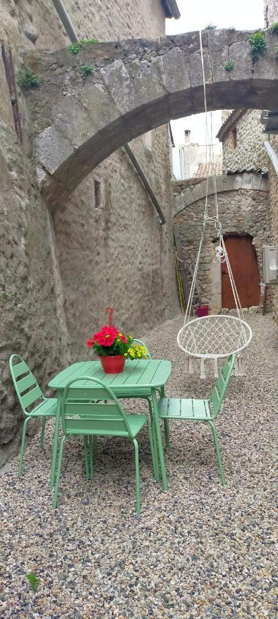 La Carpe'Diem Apartamento Vallon-Pont-dʼArc Exterior foto